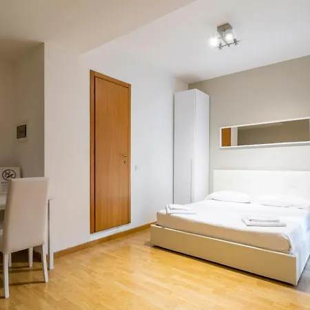 Virgilio Studio By Flatscollection Apartment