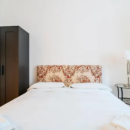 Virgilio Studio By Flatscollection Milan