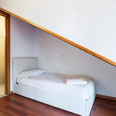Virgilio Studio By Flatscollection * Milan